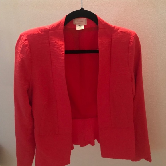 Never Wear - Picture 2 of 3